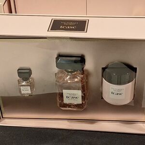 Victoria's Secret Tease Fragrance Set - Black and Pink